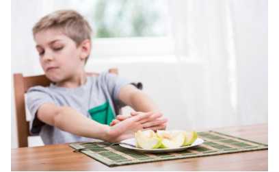The Difference Between Picky Eating & Problem Feedi